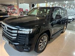 تۆیۆتا لاند کروزەر